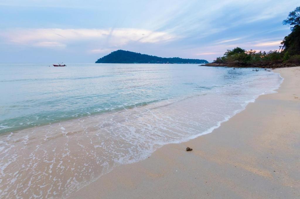 Green Cottage Beach Resort เกาะช้าง ภายนอก รูปภาพ